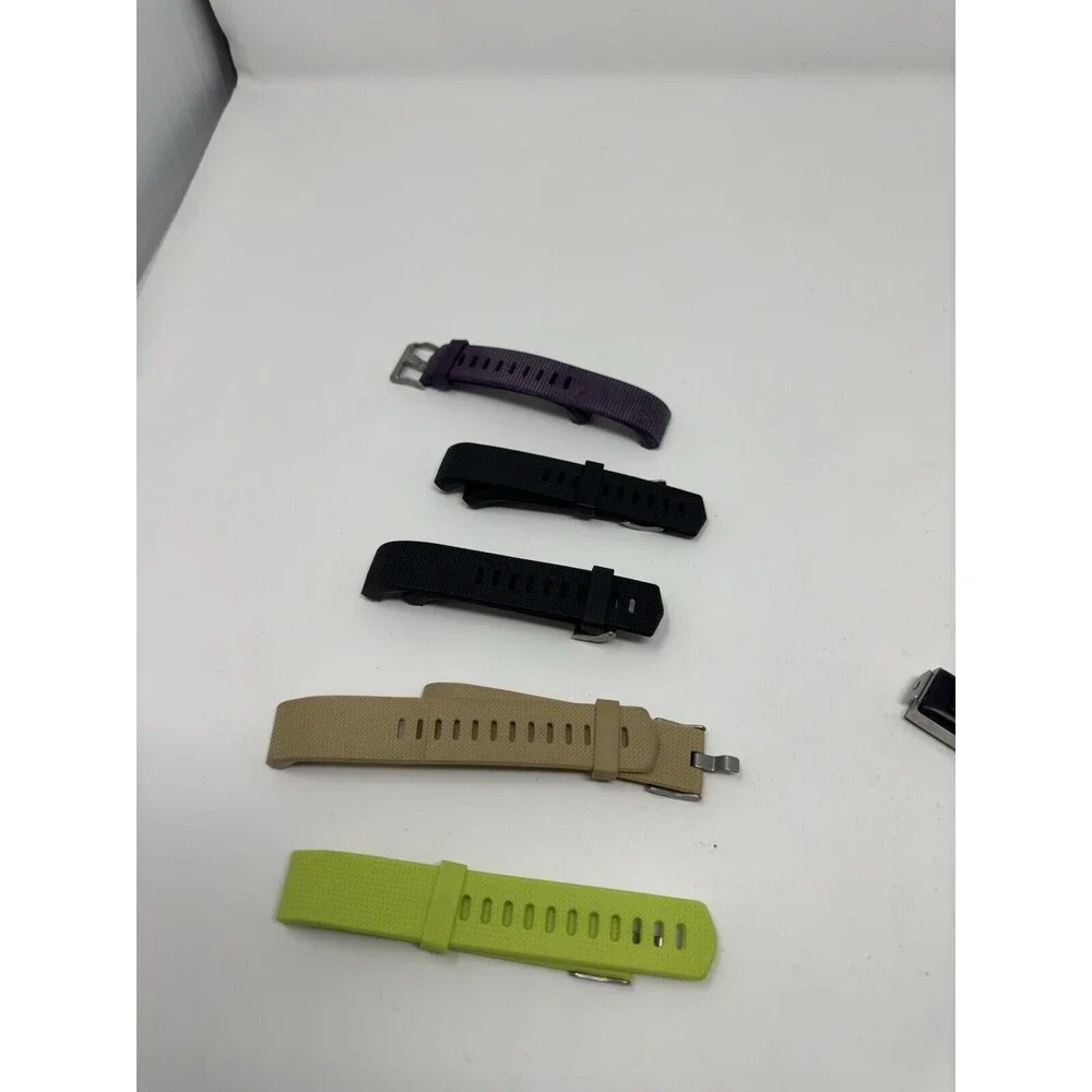 Fitbit Charge 2 Fitness w/ 5 wrist bands & with charger